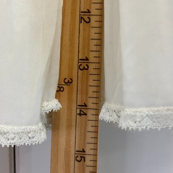 Vintage Infant Girl Delicate Tiered Christening Slip Dress Dainty Lace Victorian - Picture 7 of 8